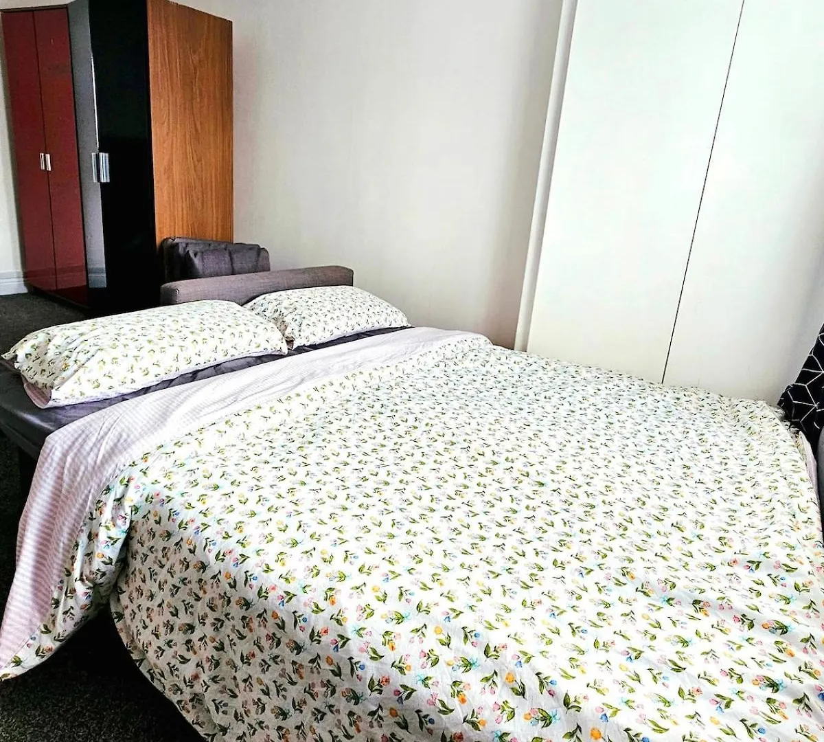 1 Bedroom Apartment In Poole